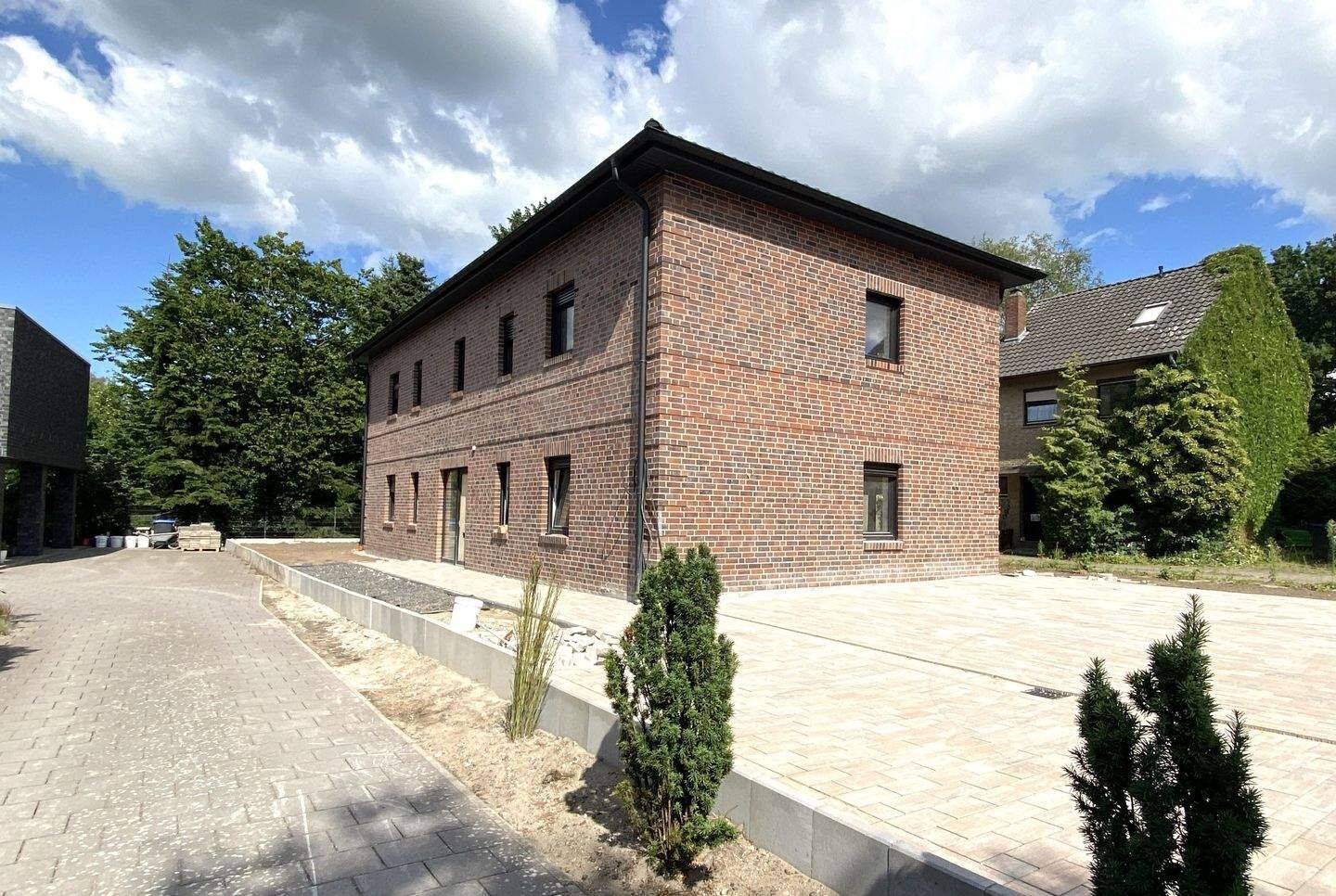 ERSTBEZUG! 2-Zimmer-Obergeschosswohnung in Oldenburg/Osternburg, 26135 Oldenburg (Oldb) (Kreyenbrück Krusenbusch Neuenwege Osternburg Tweelbäke)