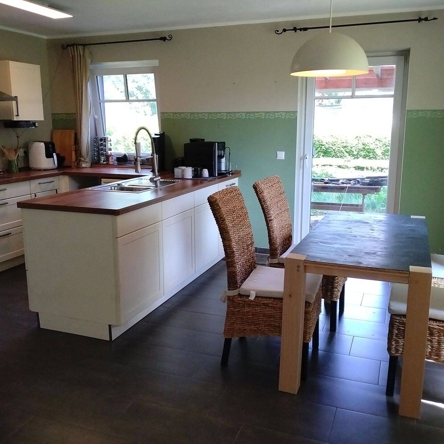 Top Angebot ! Geräumiges Familienhaus in Feldrandlage, 25335 Elmshorn