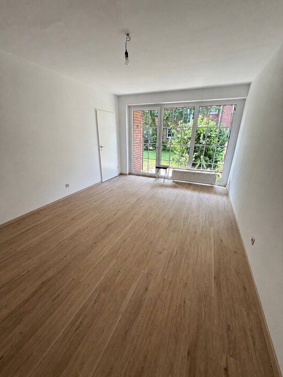 Teilrenovierte 2-Zimmerwohnugn zu vermieten!, 21635 Jork