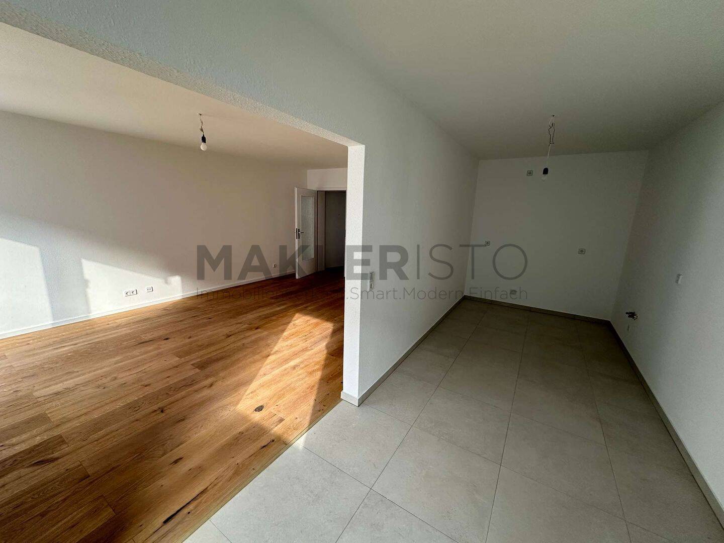 **Modernisierte 2,5-Raumwohnung mit Balkon, Einbauküche & Stellplatz in der Südvorstadt**, 4277 Leipzig (Connewitz Marienbrunn)
