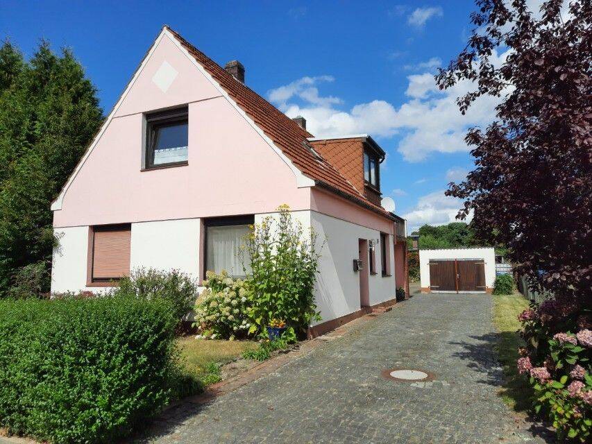 0 % Käuferprovision! Bringen Sie diesen Schatz für Ihre Familie wieder zum Funkeln!, 27753 Delmenhorst (Bungerhof Deichhorst Dwoberg/Ströhen Mitte)