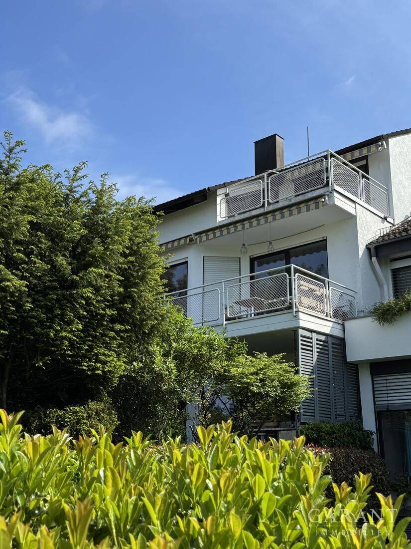 2-Familien-Reiheneckhaus mit toller Aussicht – in exklusiver Lage!, 70374 Stuttgart (Bad Cannstatt Sommerrain)