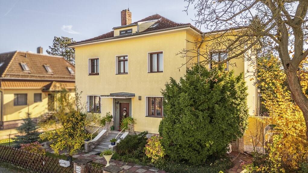 Ein Zuhause für Generationen – Großzügiges Zweifamilienhaus mit Einliegerwohnung, 12307 Berlin (Tempelhof-Schöneberg Lichtenrade Marienfelde)