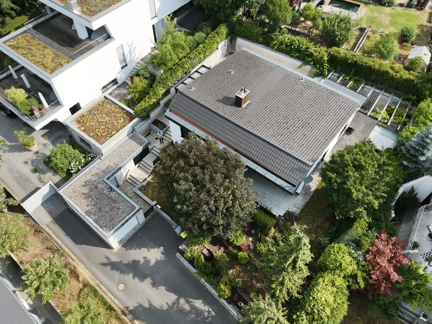 Gepflegtes, großzügiges Einfamilienhaus mit Terrasse, Pergola und Garage, 90451 Nürnberg (Eibach Hafen Maiach Reichelsdorf Röthenbach bei Schweinau)