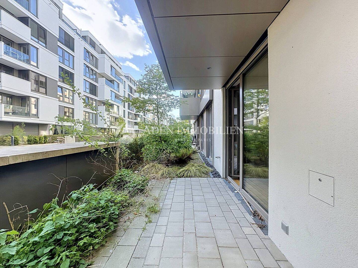 Rare Garden Apartment in Berlin Mitte: Brand-New 4-Room Home with Two Terraces, 10179 Berlin (Mitte)