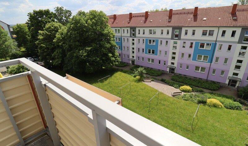 Ruhige 3-Zimmer-Wohnung mit BALKON im Grünen – Chemnitz – Bild 1 von 3