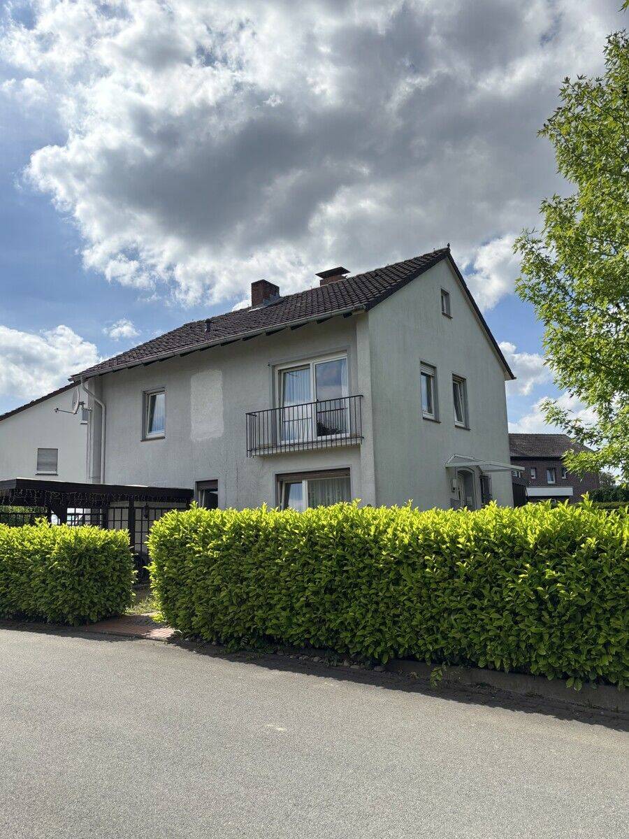Ein- bis Zweifamilienhaus inkl. Möbel in ruhiger Lage bei Bünde, 32278 Kirchlengern