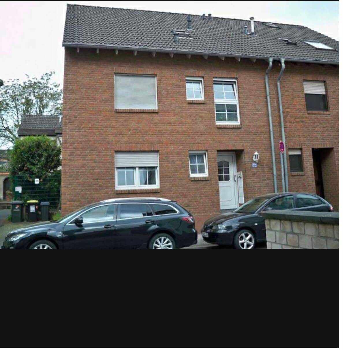 Helle 2-Zimmer-Dachgeschosswohnung in Köln-Urbach, 51145 Köln (Porz Eil Elsdorf Urbach)