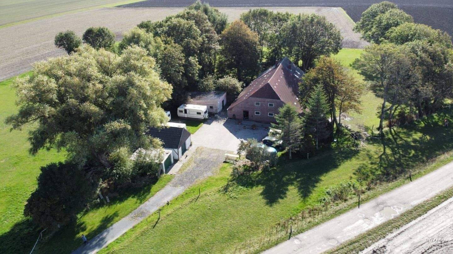 Mehrfamilien- Bauernhaus- Pferdehof in Nordsee- Nähe, 26434 Wangerland