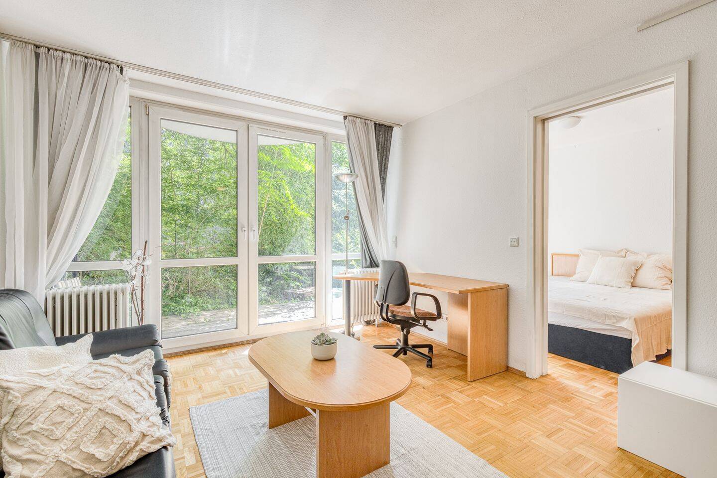 Ruhige 2-Zimmer-Gartenwohnung mit Südterrasse und großzügigem Garten nahe Schloss Charlottenburg, 10589 Berlin (Charlottenburg-Wilmersdorf Charlottenburg Kolonie Gerickes Hof)