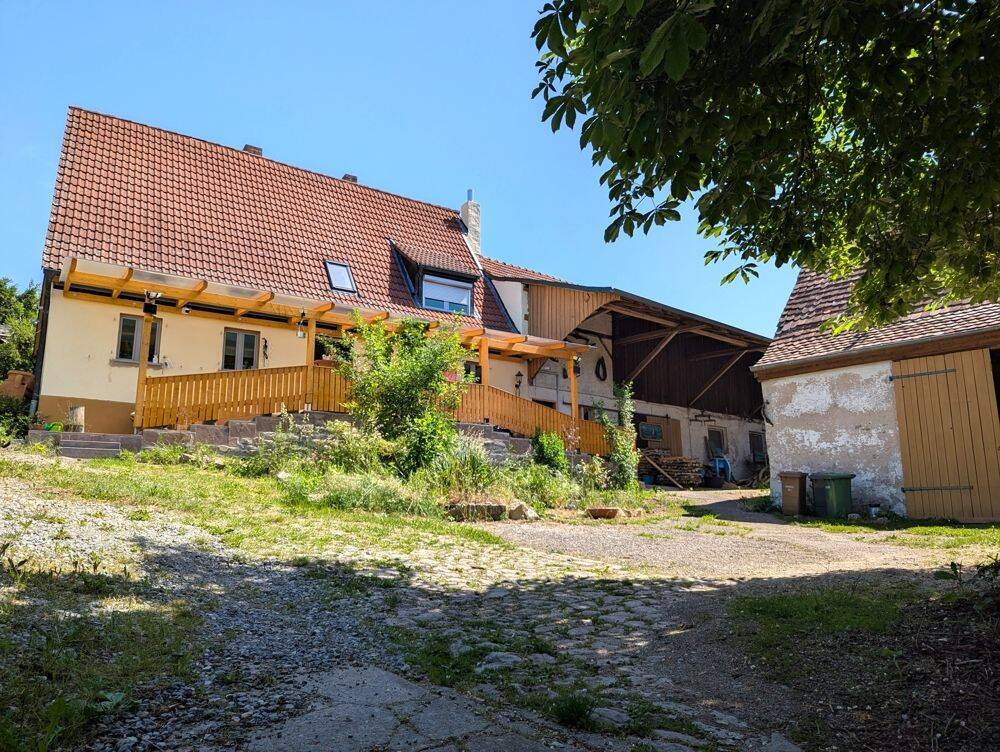 Hofstelle mit ca. 4.300 m² Grundstück und Entwicklungspotenzial, 96194 Walsdorf
