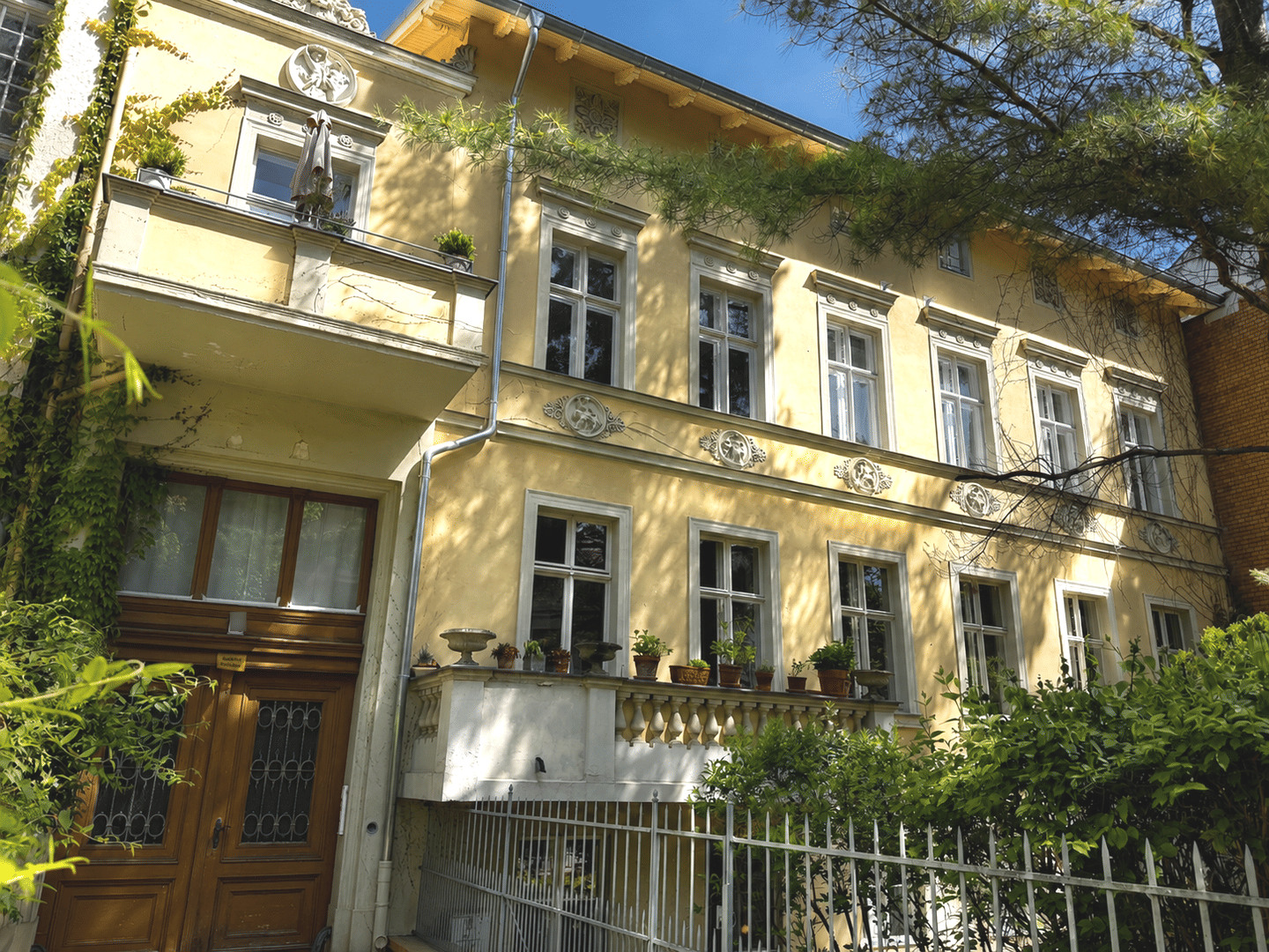 Denkmalschutz – vermietete 3-Zimmer-Altbauwohnung mit Balkon in begehrter Innenstadtlage von Potsdam, 14469 Potsdam