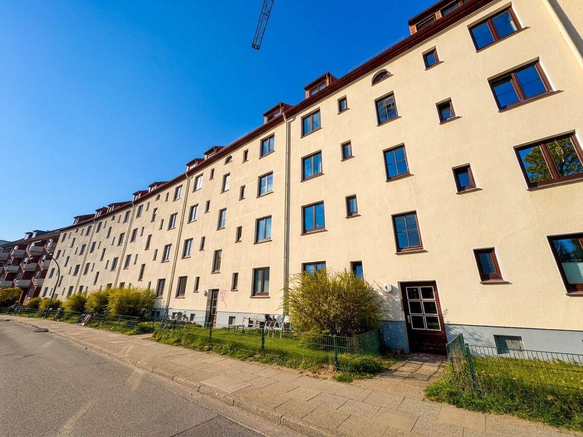 Gemütliche 2 Zimmer Wohnung zur Miete in Hamburg Eimsbüttel – Wentzel Dr., 22525 Hamburg (Eimsbüttel Bahrenfeld Eidelstedt Lurup Stellingen)