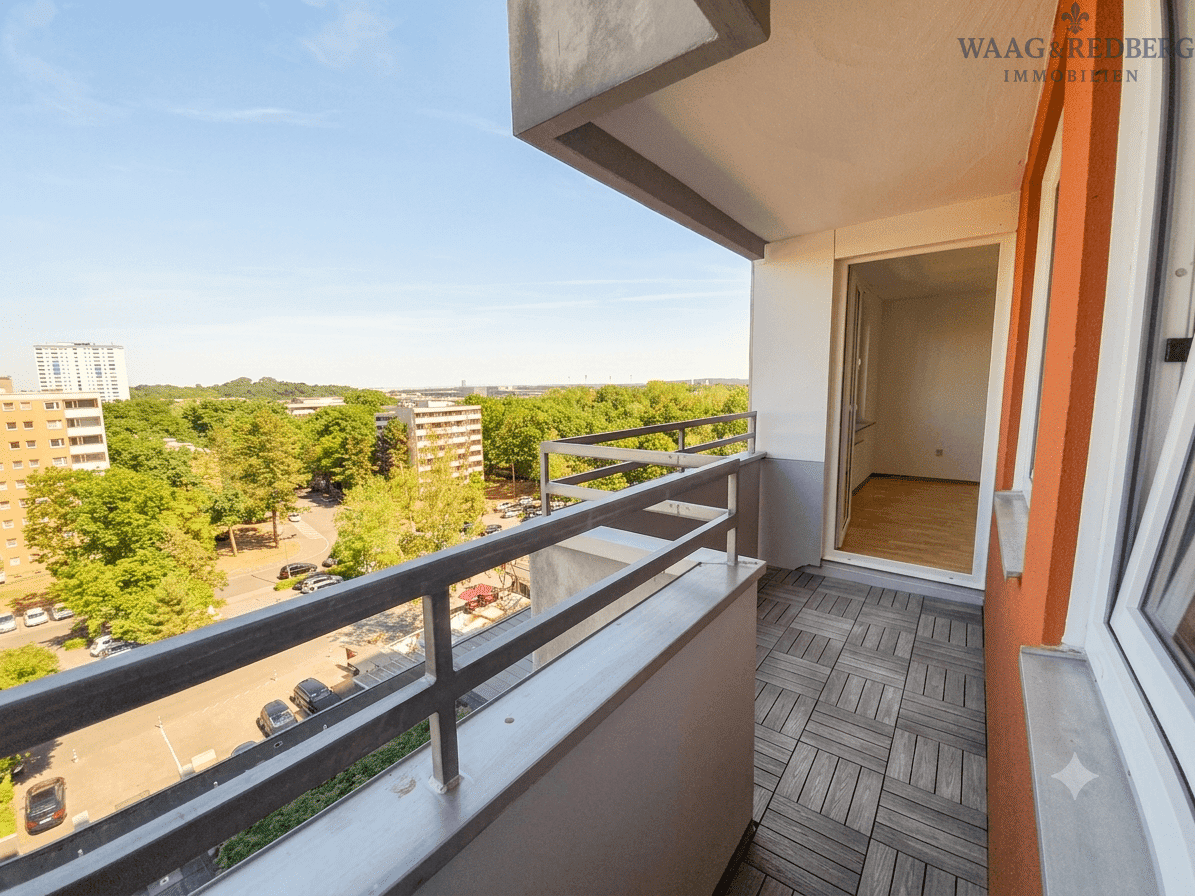 Bezugsfrei: Barrierefreier Wohntraum mit EBK und Balkon, 90471 Nürnberg (Dutzendteich Langwasser Neuselsbrunn Stadion Zollhaus)