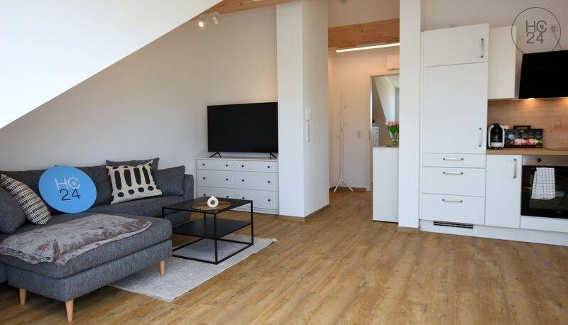 Stilvoll möblierte 2-Zimmer-Wohnung im DG in Kempten-Lenzfried, 87437 Kempten (Allgäu)