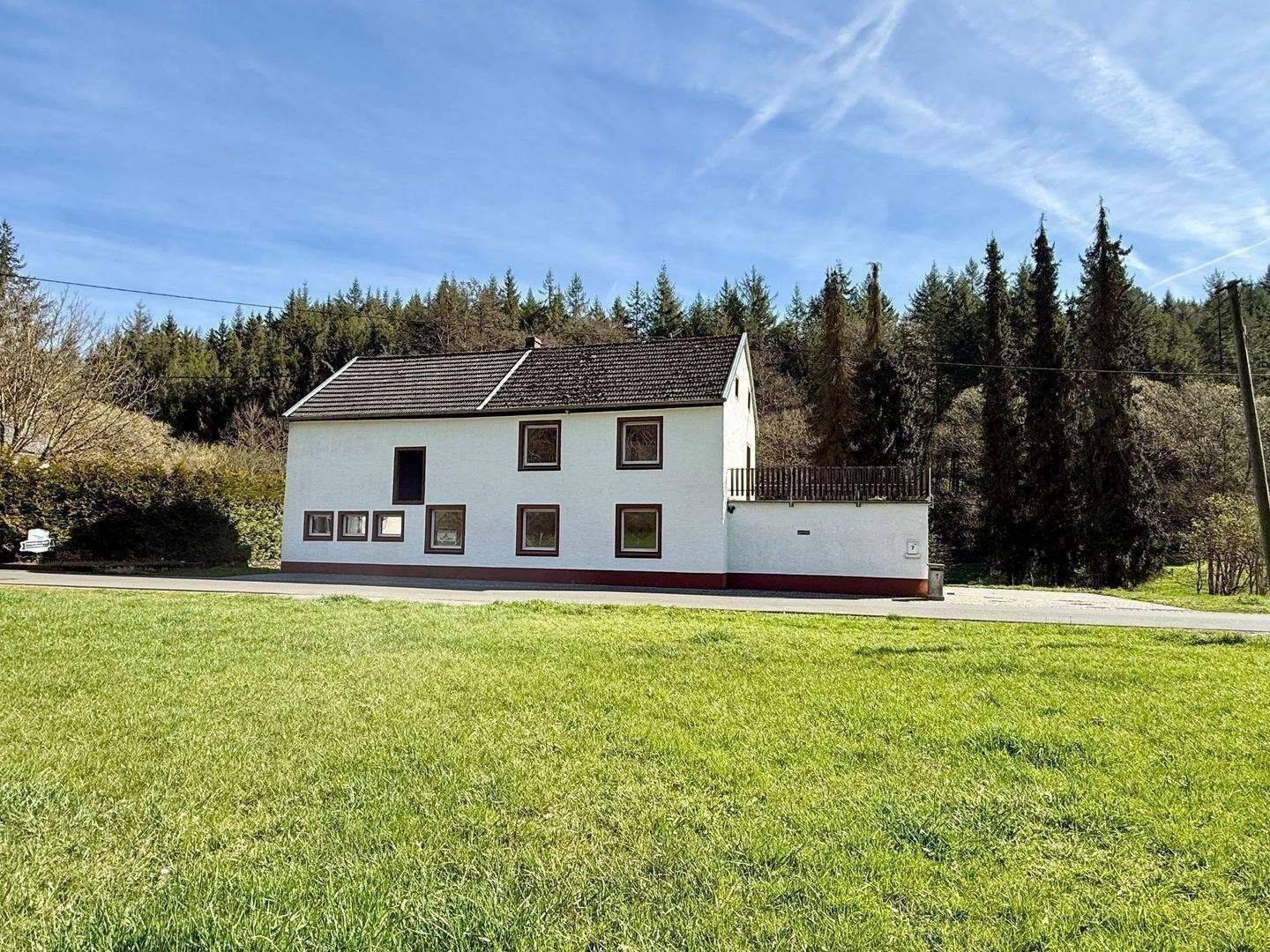 Gestalten Sie Ihr Traumhaus – idyllische Lage am Fluss, 54673 Karlshausen