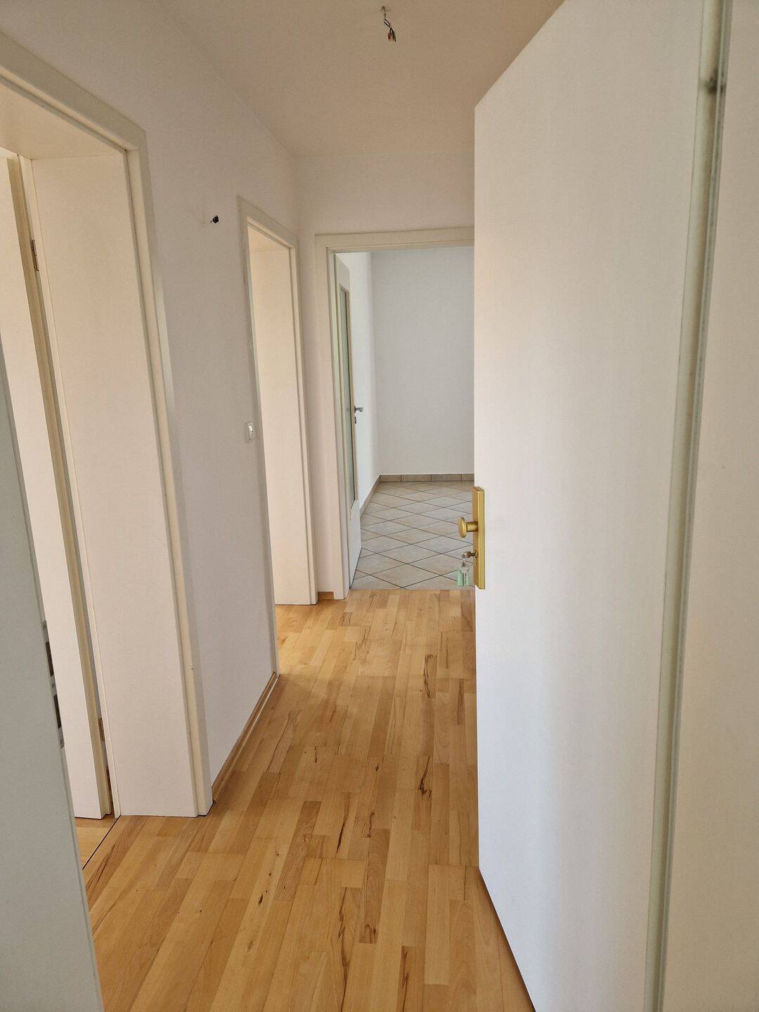 Helle 2-Zimmer-Wohnung mit Balkon mit ca. 58 m² Nähe Cham, 93455 Traitsching