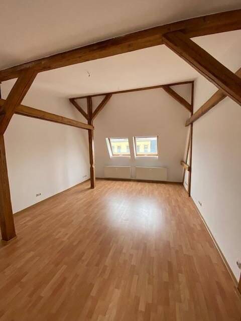 WG. taugliche 3-Wohnung in MD-Sudenburg ,ca 88m², im DG. Klimatisiert mit EBK. zu vermieten