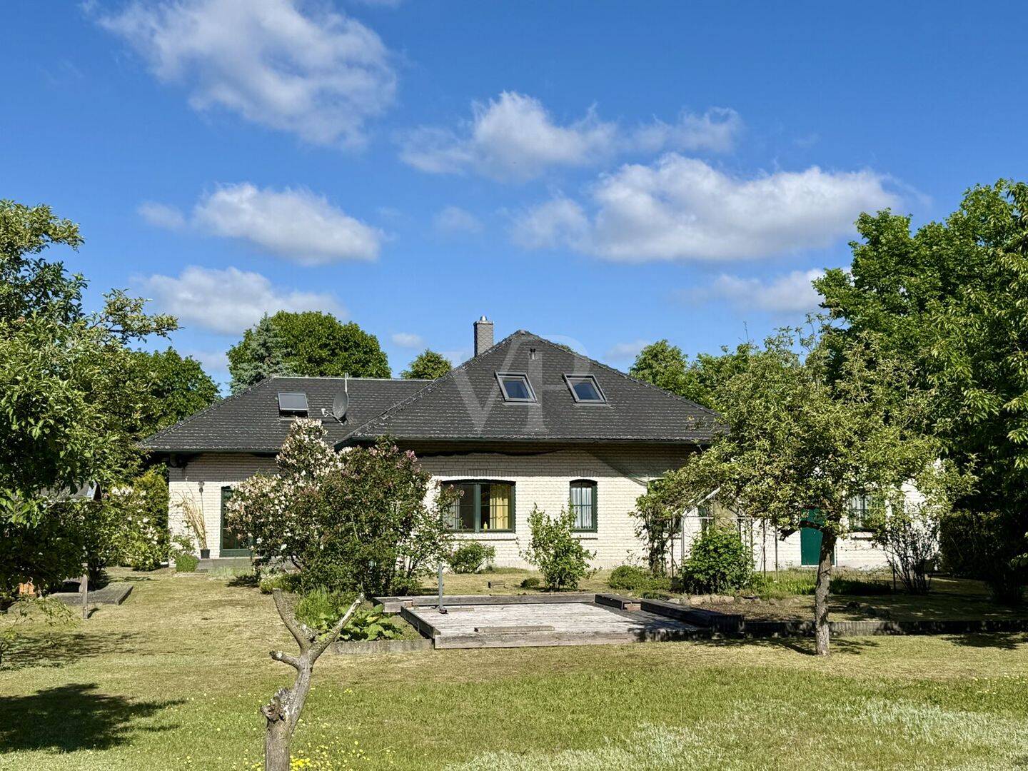 wertiges, geräumiges und exklusives Einfamilienhaus im Bungalowstil zw. Goldberg und Plau am See, 19399 Neu Poserin