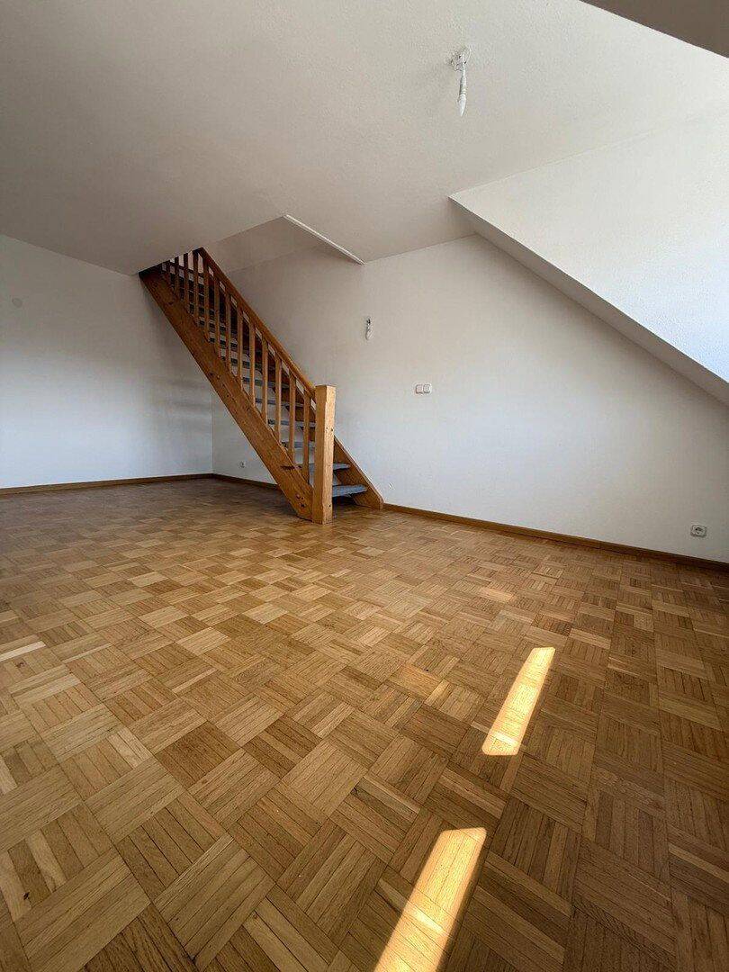 Bogenhausen: helle und ruhige 2,5 Zimmer ETW, TG, frei, 81677 München (Au-Haidhausen Berg am Laim Bogenhausen)
