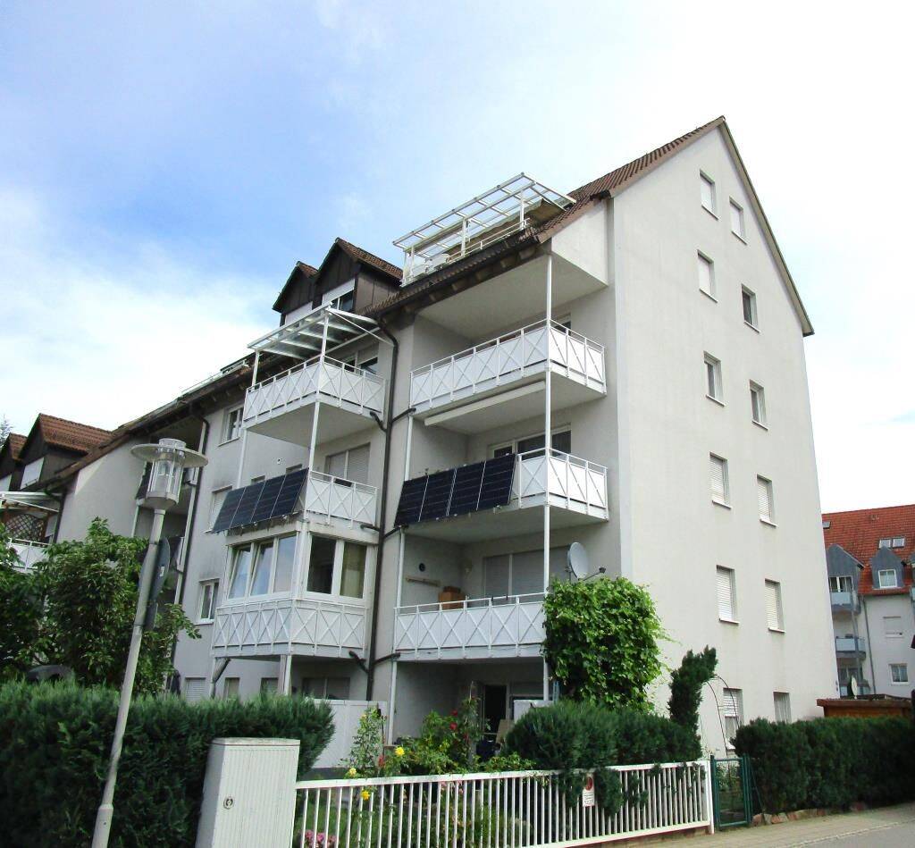 Gemütliche 3-Zi. Wohnung mit Balkon in Lauf / Wohnung kaufen, 91207 Lauf a.d. Pegnitz