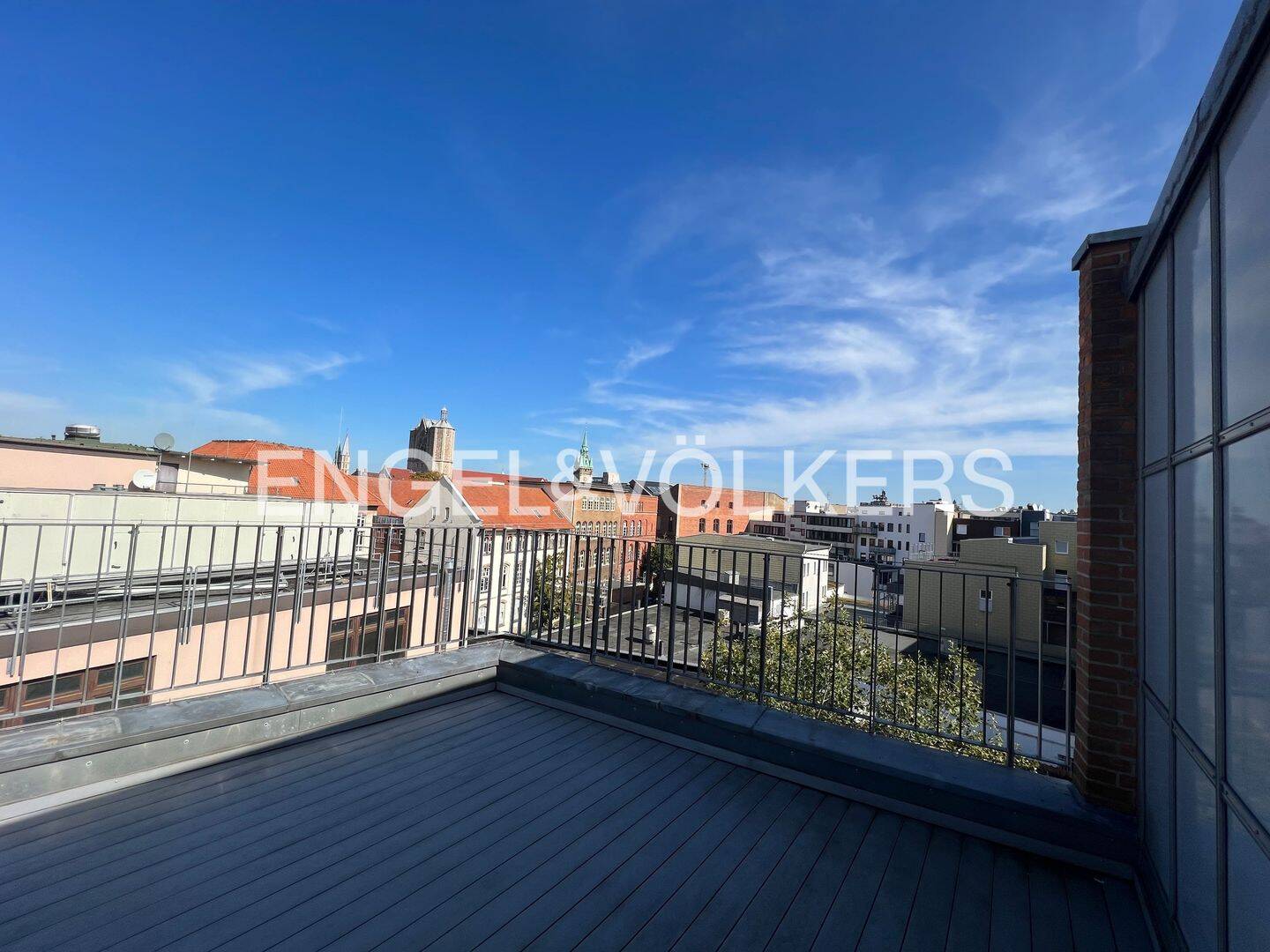2-Zimmer-Wohnung mit Dachterrasse am Puls der Stadt, 38100 Braunschweig (Braunschweig Innenstadt)