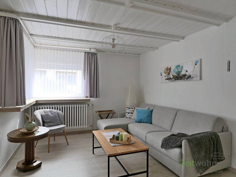 (EF1017_M) Kassel-Stadt: Nord-Holland, kleines, möbliertes Wohnhaus mit Terrasse und Grundstück, Grundreinigung inkl., 34127 Kassel