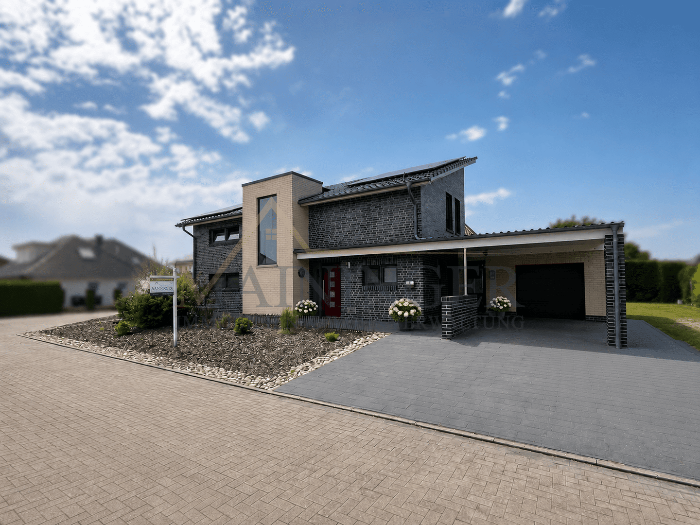 Attraktives EFH mit Garage und Carport in familienfreundlicher Lage in Sögel, 49751 Sögel
