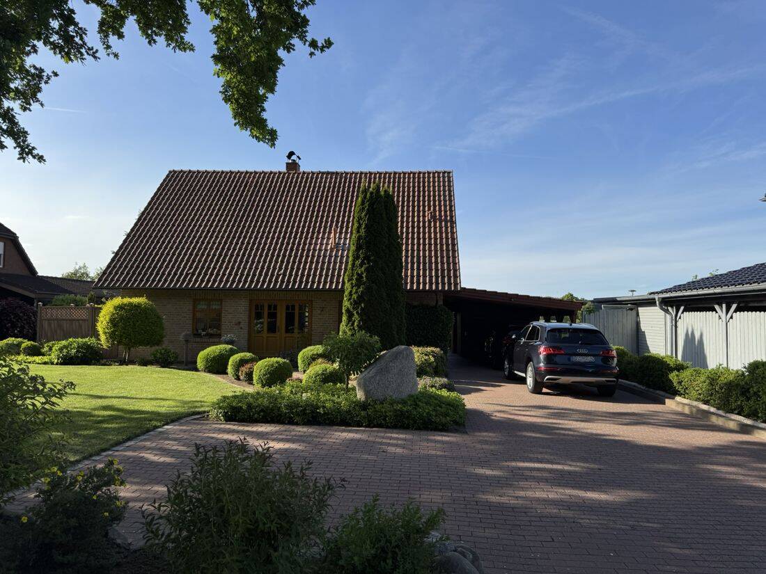 Lebensqualität und Familienglück garantiert: Gepflegtes EFH in ruhiger Wohnlage mit Wintergarten!, 25712 Burg (Dithmarschen)