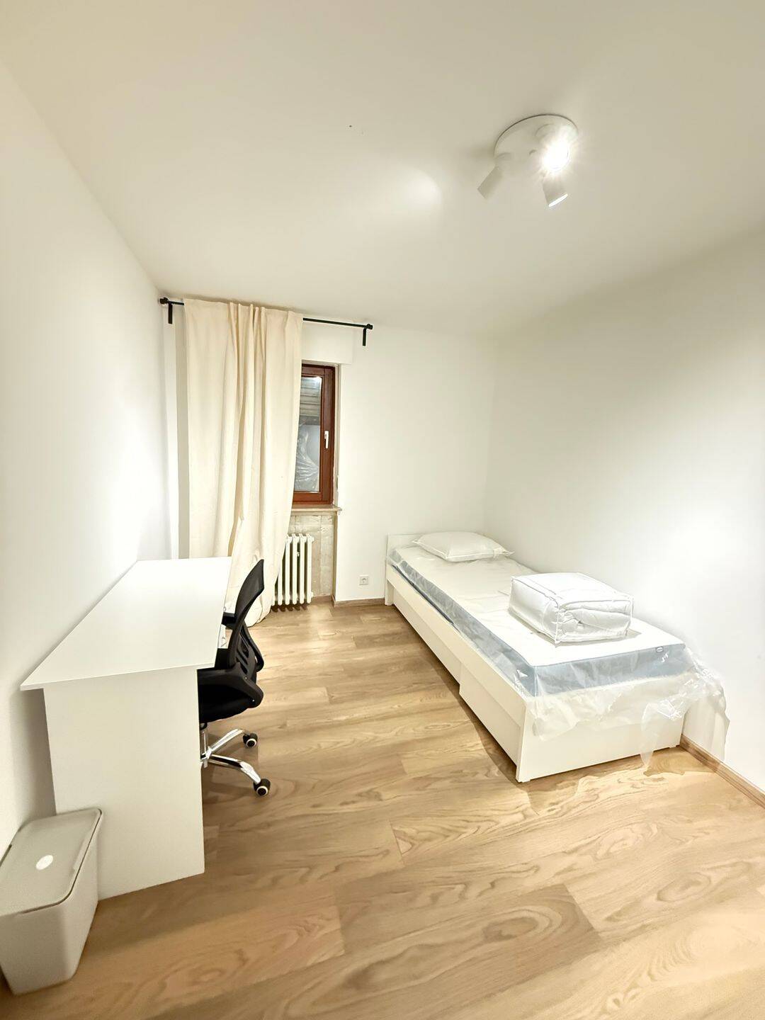 Ca. 12 m2 möbliertes Zimmer in 3er WG / Trier Tarforst, 54296 Trier
