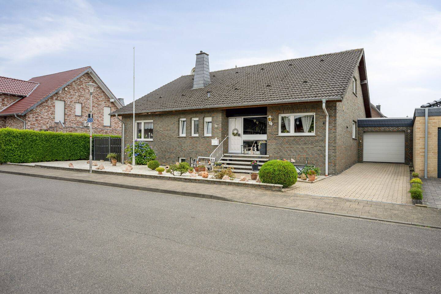 Freistehender Bungalow – Ruhige Wohnlage und Ausbaureserve in Gangelt-Niederbusch!, 52538 Gangelt