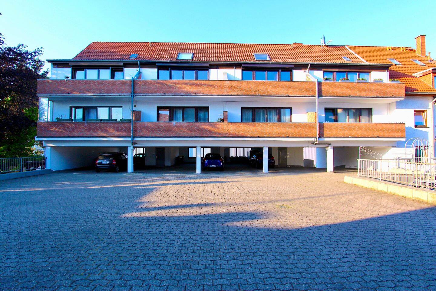 Helles Apartment zentral an der Weser – voll ausgestattet (schnelles Internet inklusive), 28197 Bremen