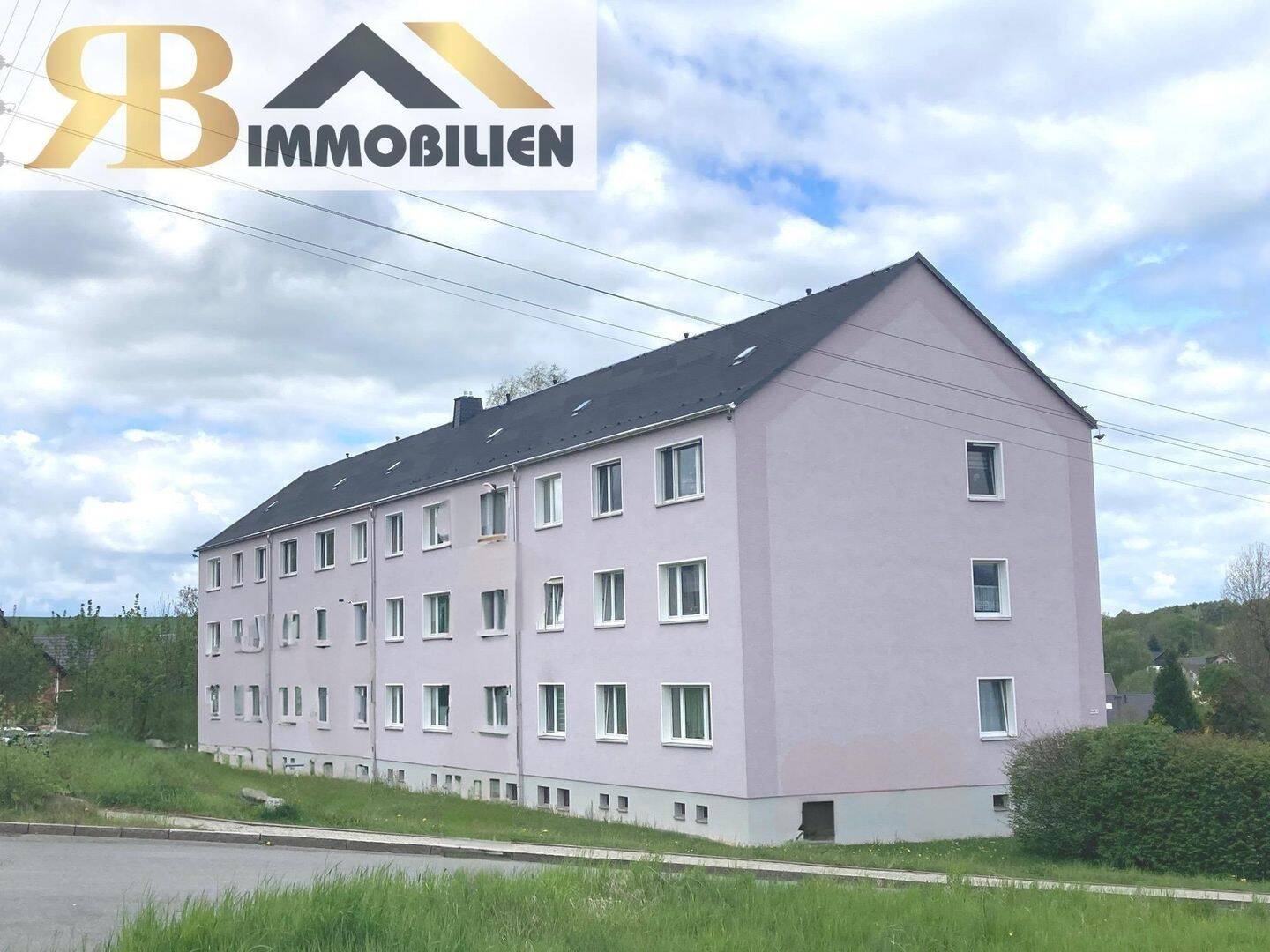 Charmante Erdgeschosswohnung – Teil eines kleinen Wohnungspakets mit 5 ETWs in Stollberg/Erz., 9366 Stollberg/Erzgeb.