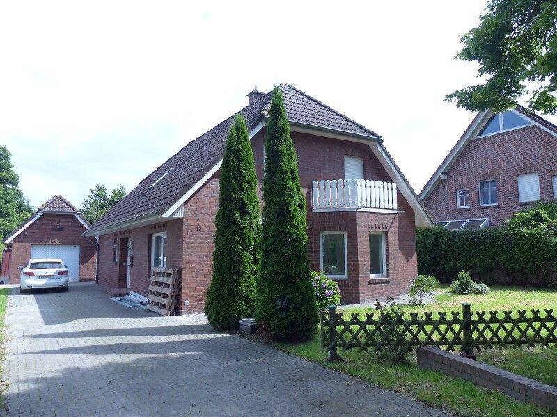 Bezugsfreie 3-ZimmerObergeschosswohnung mit Terrasse in Weener-Möhlenwarf, 26826 Weener