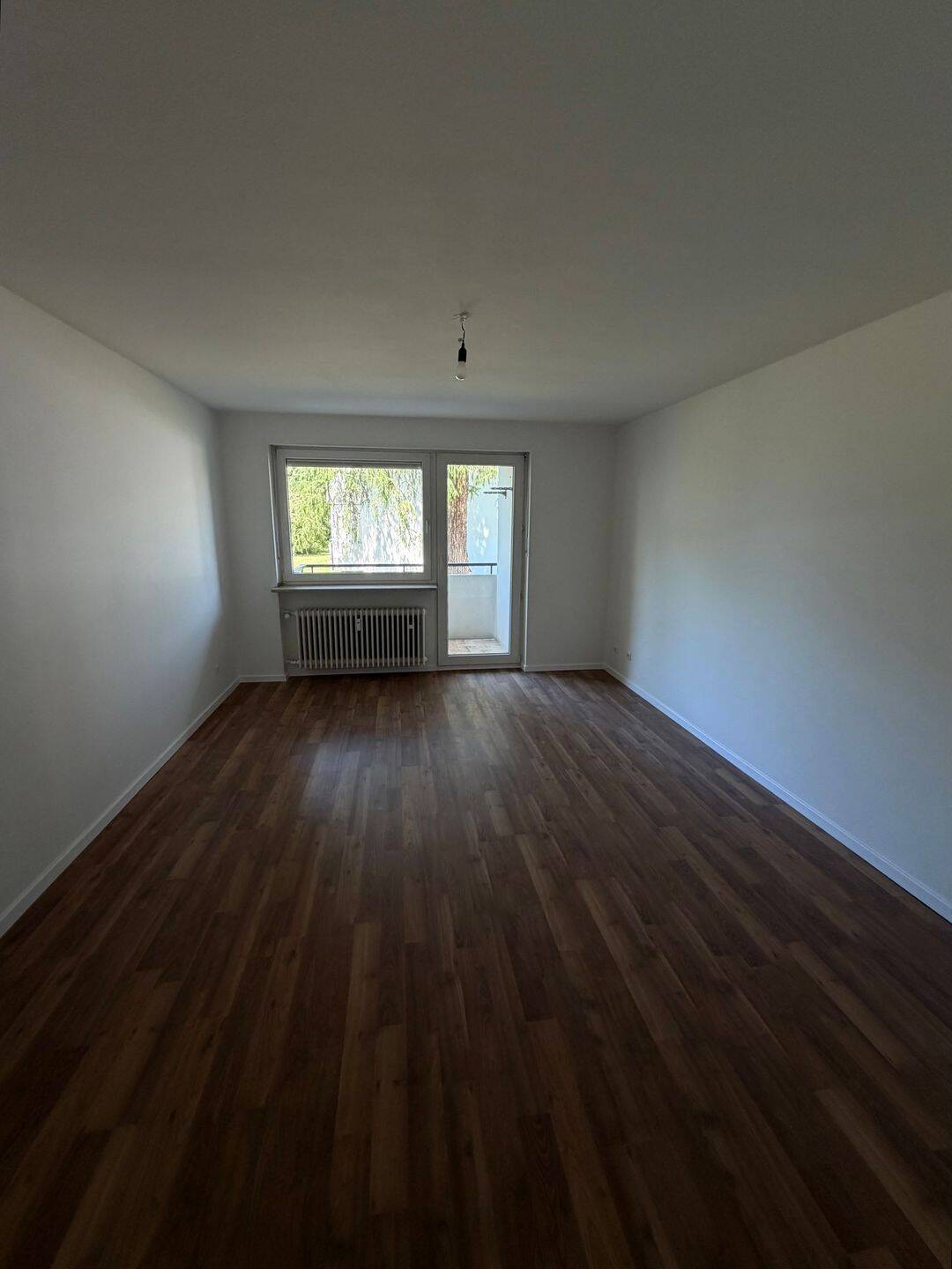 Vollständig renovierte 3-Zimmer-Wohnung mit Balkon in ruhiger Wohnlage in München, 81827 München (Ramersdorf-Perlach Trudering-Riem)