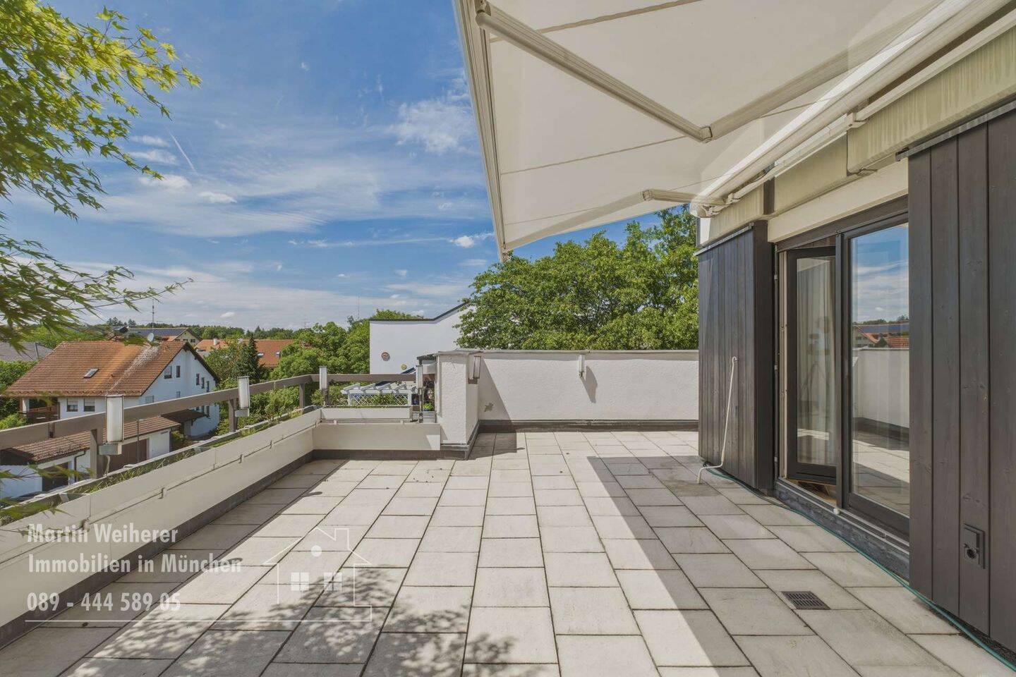Penthouse-Feeling 4 Zimmer Wohnung mit großer Dachterrasse, 85609 Aschheim
