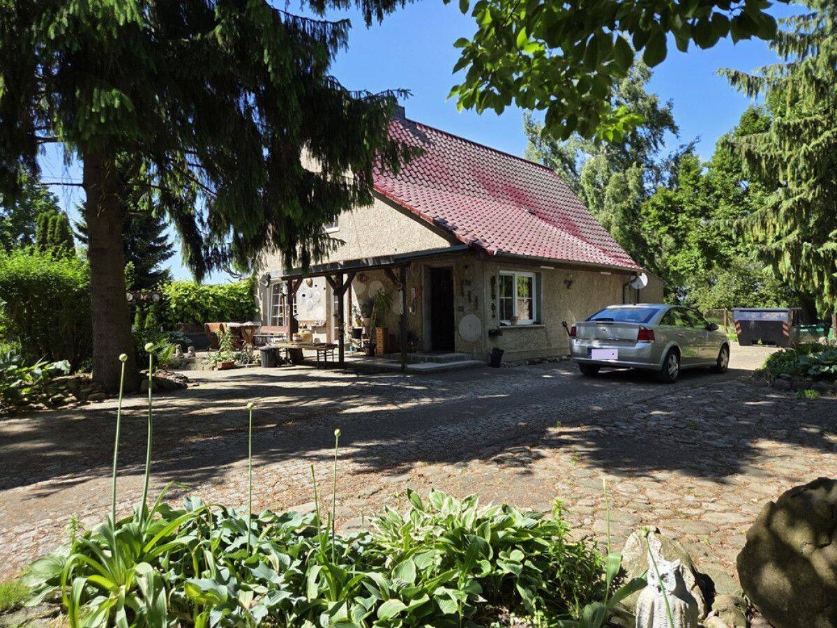 LUST AUF LANDLEBEN – EINFAMILIENHAUS AUF PARKÄHNLICHEM GRUNDSTÜCK, 17392 Blesewitz