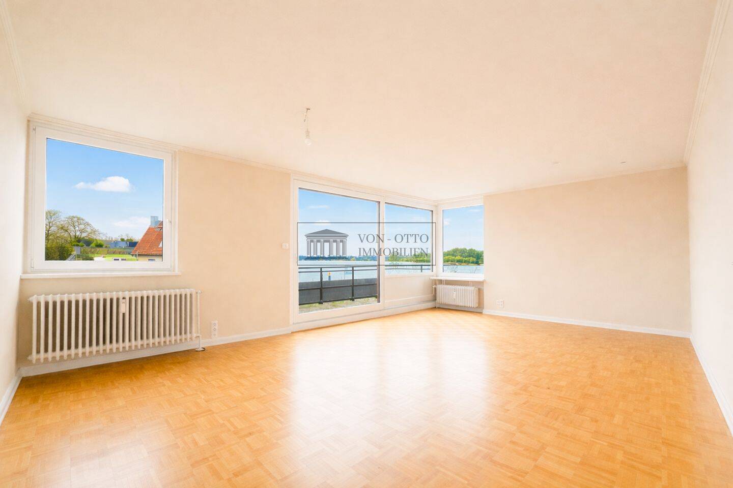 Penthouse mit Wasserblick – Exklusives Wohnen mit Panorama, 22880 Wedel