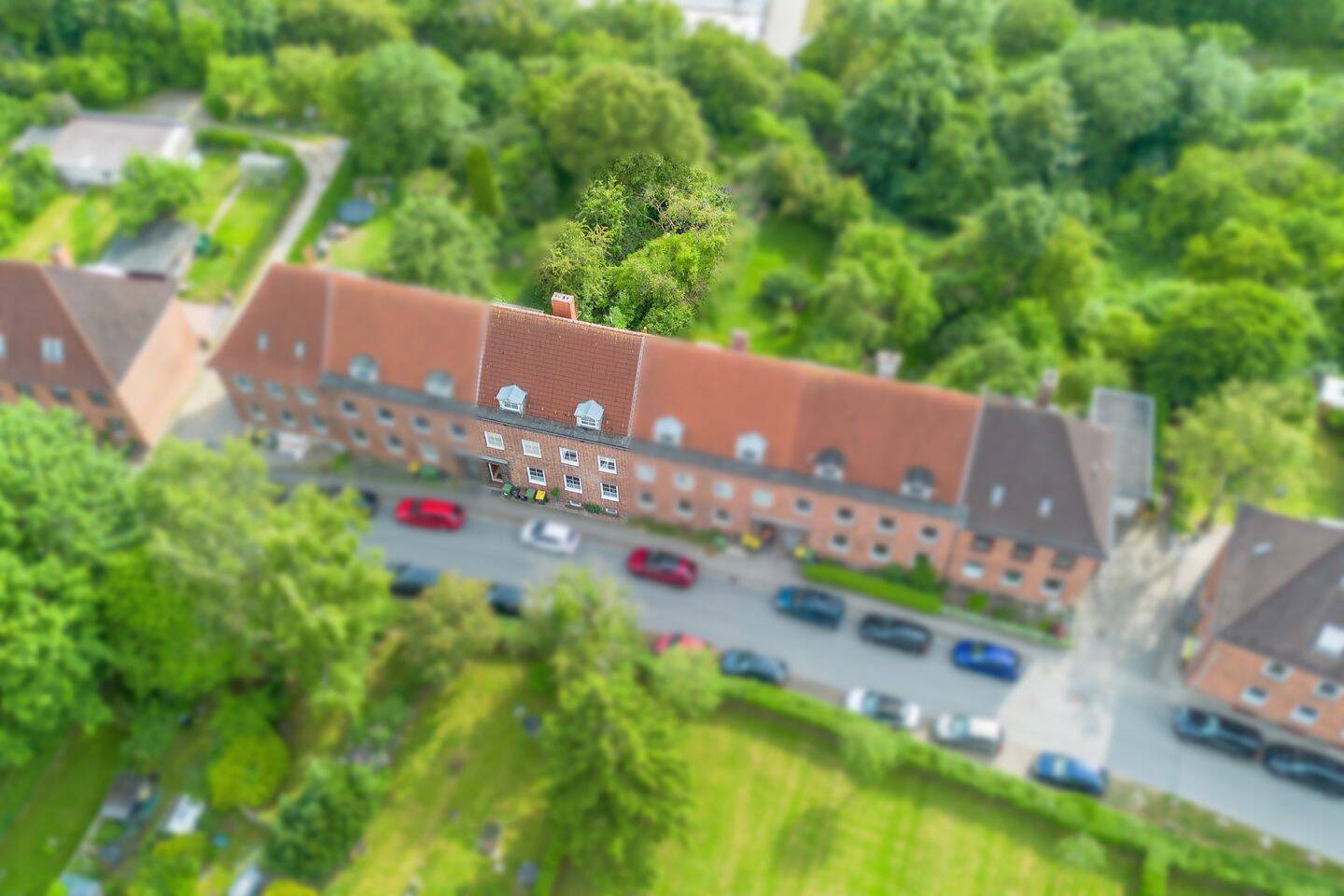 Kleines solides MFH in Schleswig am Erdbeerenberg, 24837 Schleswig