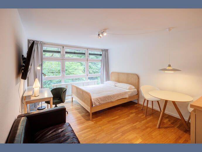 Möbliert: Schönes möbliertes Apartment in Schwabing-West, 80799 München (Maxvorstadt Schwabing-Freimann Schwabing-West)