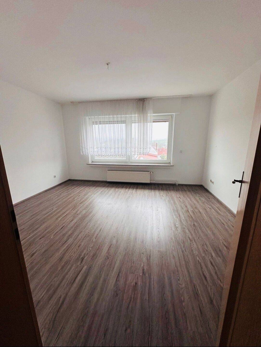 3,5-Zimmer-Wohnung mit separatem Eingang und Winterbalkon in Brakel-Siddessen, 33034 Brakel