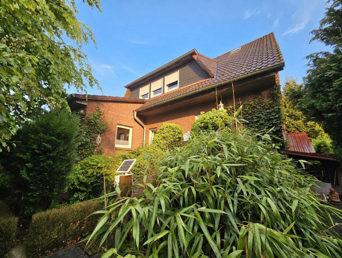 FREISTEHENDES EINFAMILIENHAUS MIT MÖGLICHER EINLIEGERWOHNUNG IN RUHIGER WOHNLAGE VON REMLINGEN-SEMMENSTEDT, 38319 Remlingen-Semmenstedt