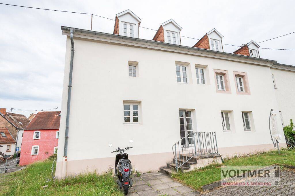 INVESTMENT – vermietete Eigentumswohnung mit Stellplatz in Dudweiler!, 66125 Saarbrücken