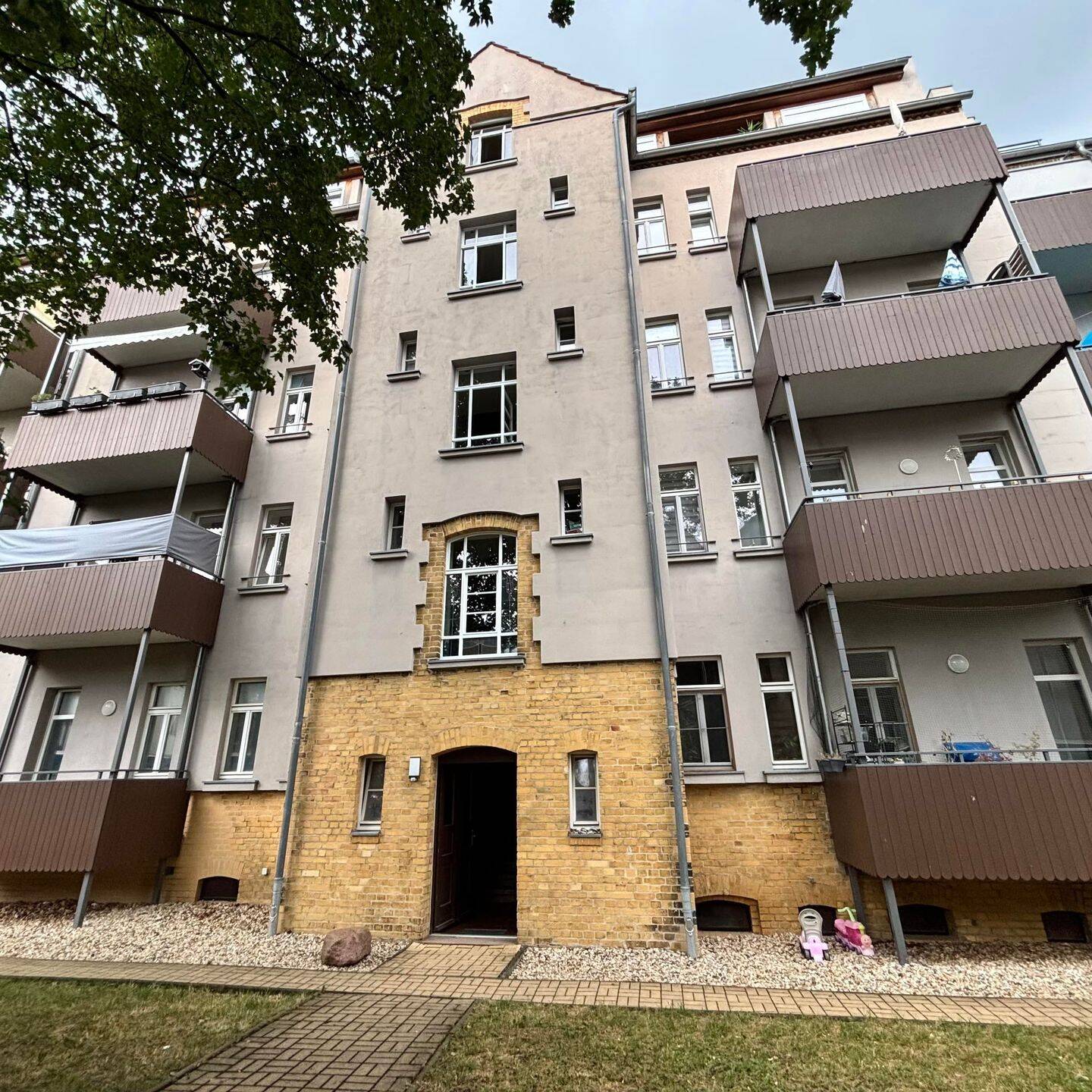 Vermietete Zwei-Zimmer-Altbauwohnung mit Fußbodenheizung, 4159 Leipzig (Lützschena-Stahmeln Möckern Wahren)