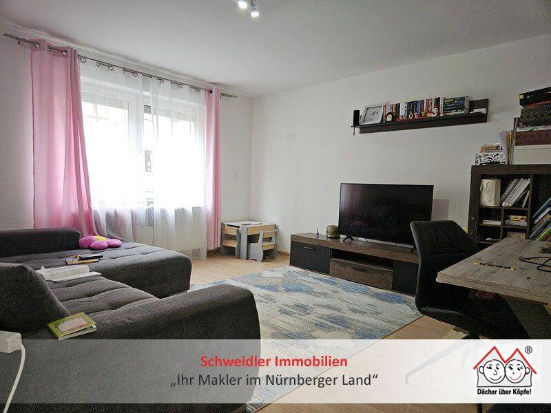 Helle 2-Zimmer-Wohnung in St. Johannis mit Einbauküche und optionalem Innenhofstellplatz, 90419 Nürnberg (Kleinweidenmühle Sankt Johannis)