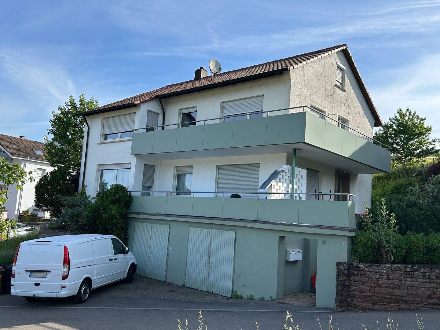 Obergeschoss und Dachgeschoss frei in Weinstadt – Schnait Erdgeschoss vermietet. Kauf mit „Miete“!, 71384 Weinstadt