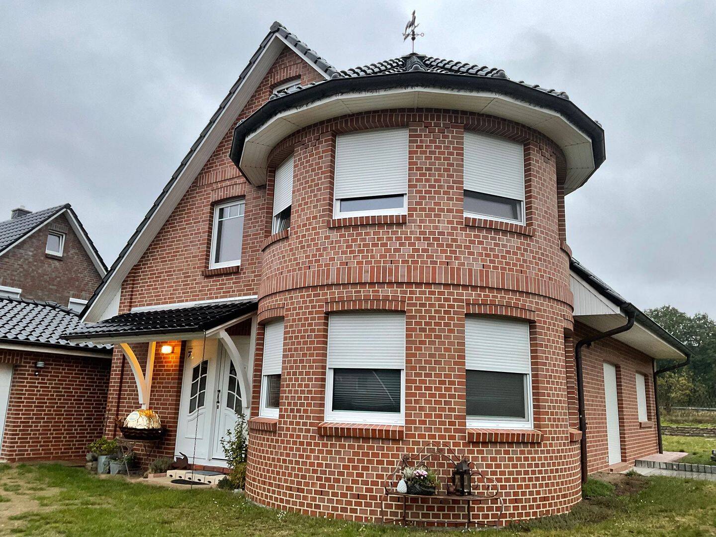 DAS TRAUMHAUS WIRD VERSTEIGERT, 21514 Roseburg
