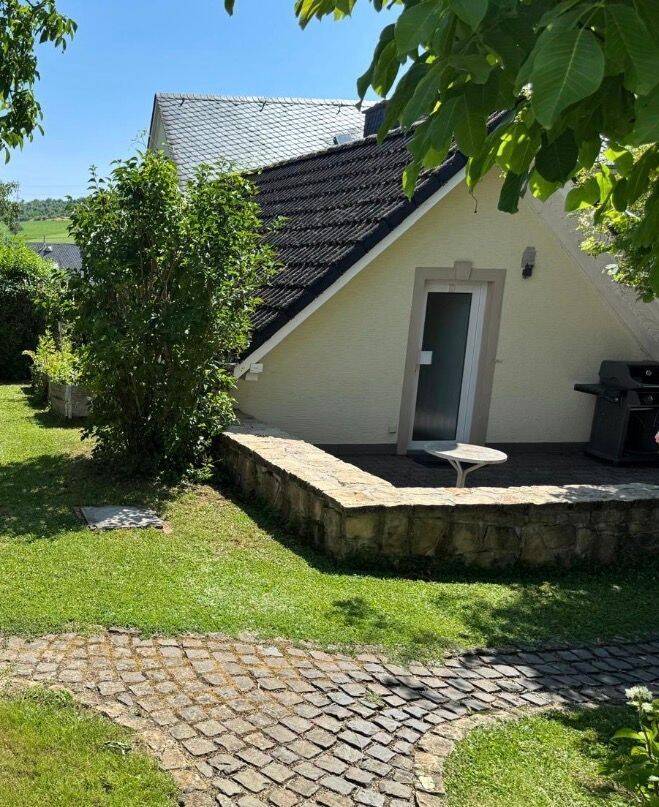 Appartement mit Balkon und Terrasse, 54311 Trierweiler