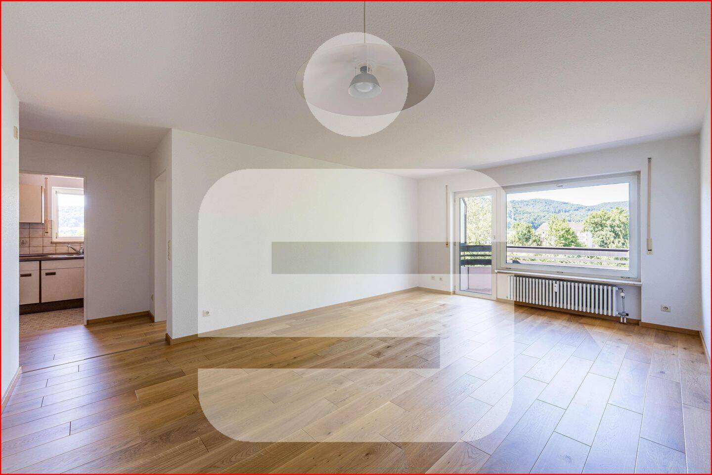 Lichtdurchflutete 2-Zi.-Whg. im 3.OG – Balkon, Dachterrasse, Aufzug, Tiefgarage & Panoramablick, 79713 Bad Säckingen