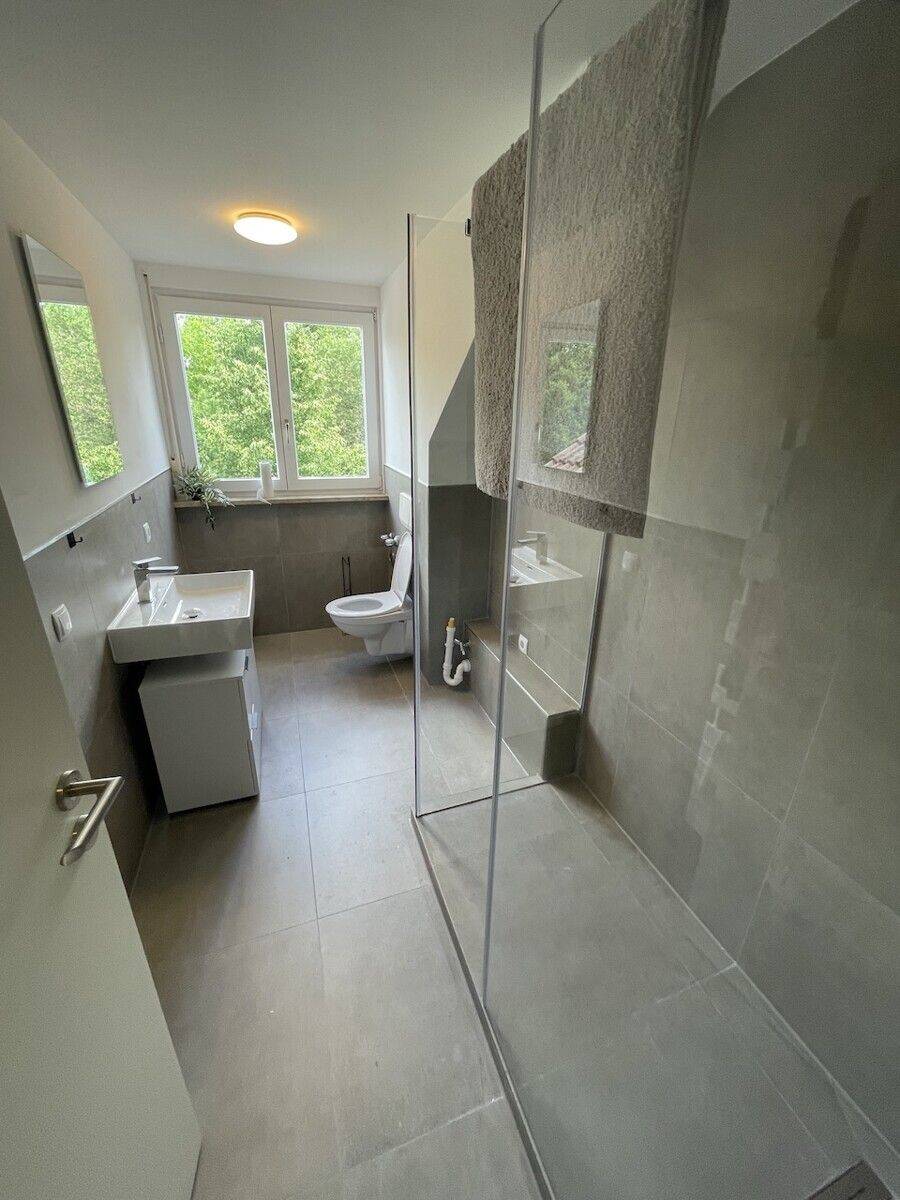 Möbliertes WG-Zimmer mit Balkon in München-Trudering, 81827 München (Ramersdorf-Perlach Trudering-Riem)